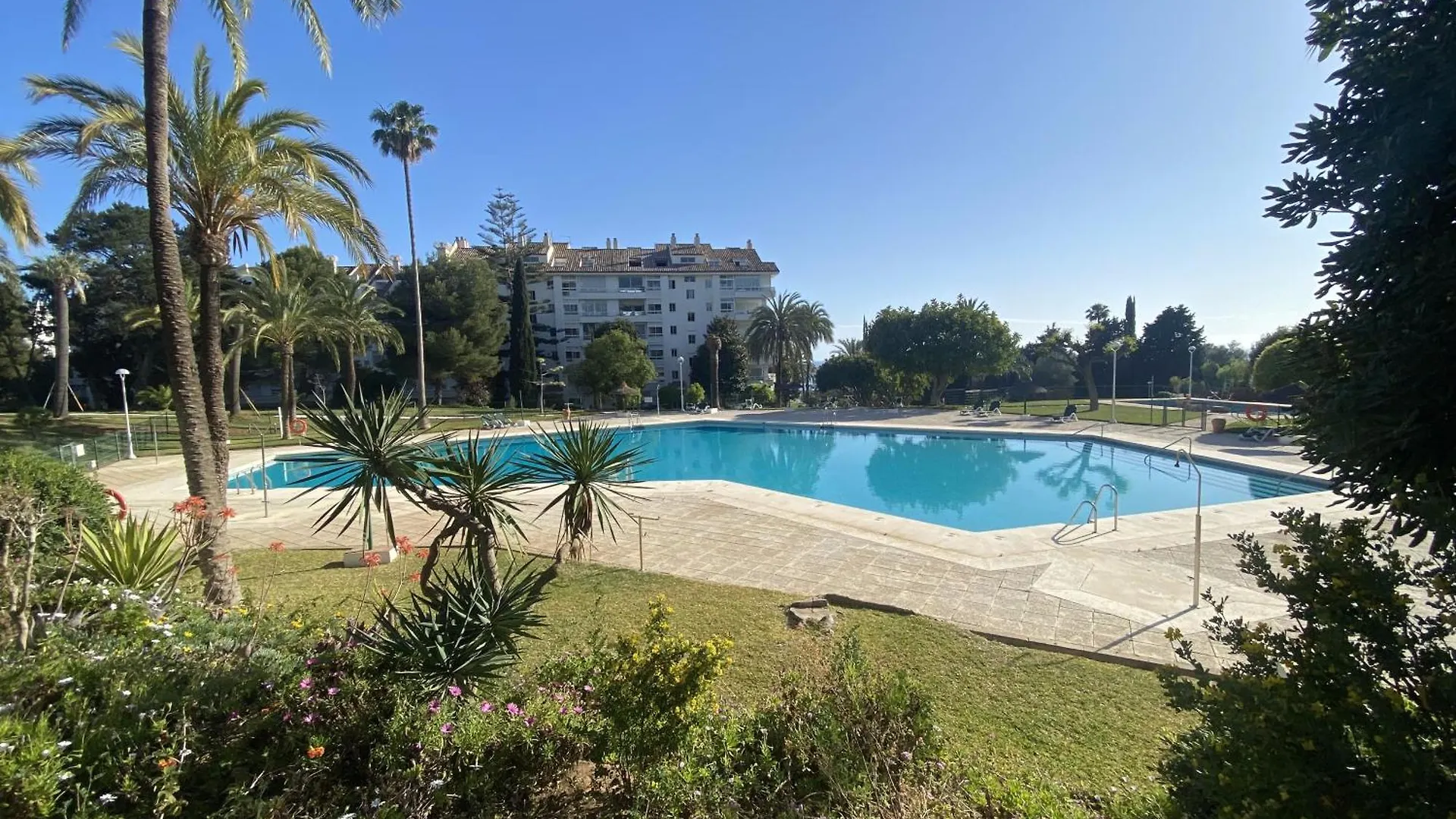 Apartment Sea Breeze House By Kura Homes Marbella