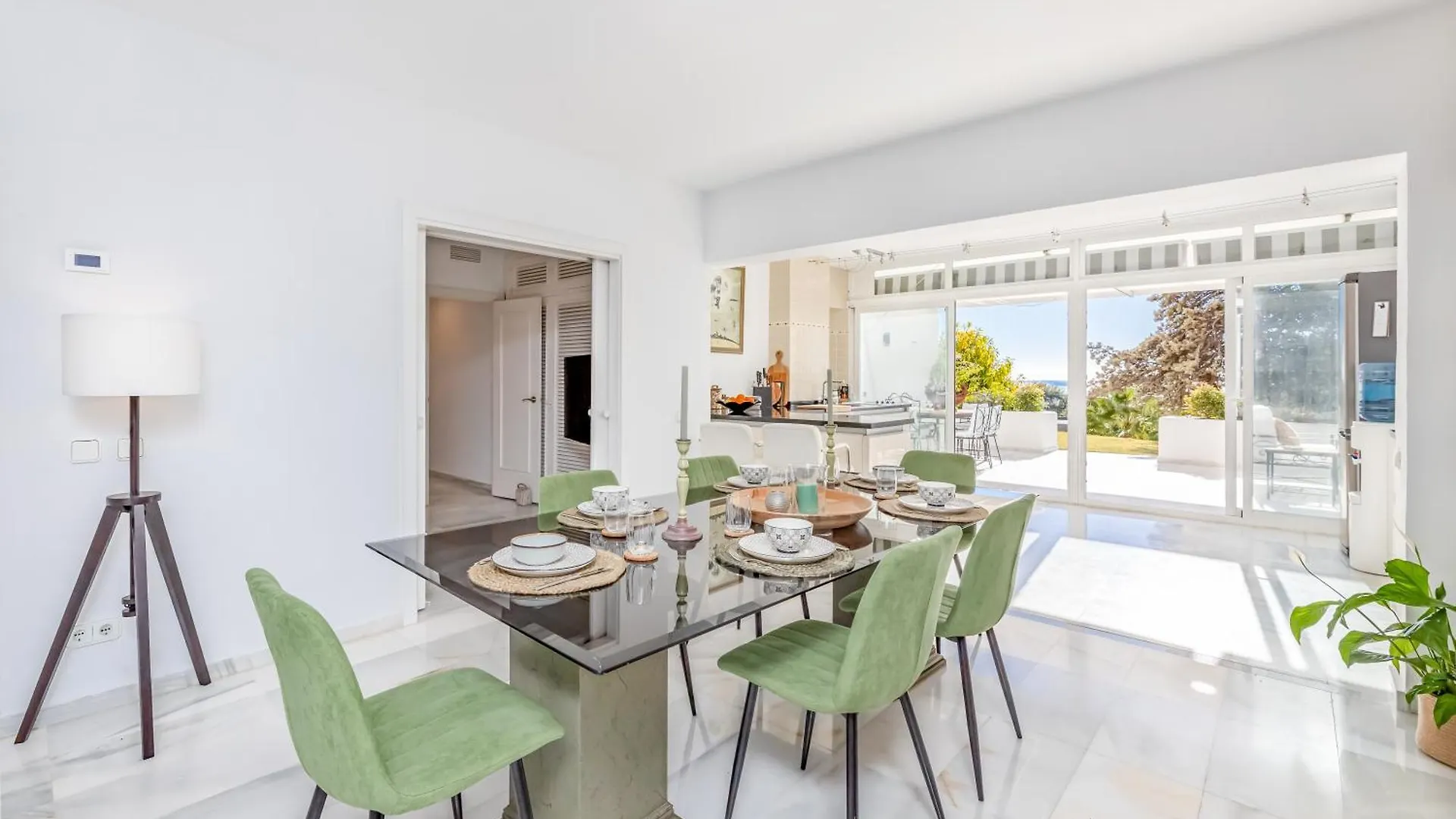 Sea Breeze House By Kura Homes Marbella Apartment