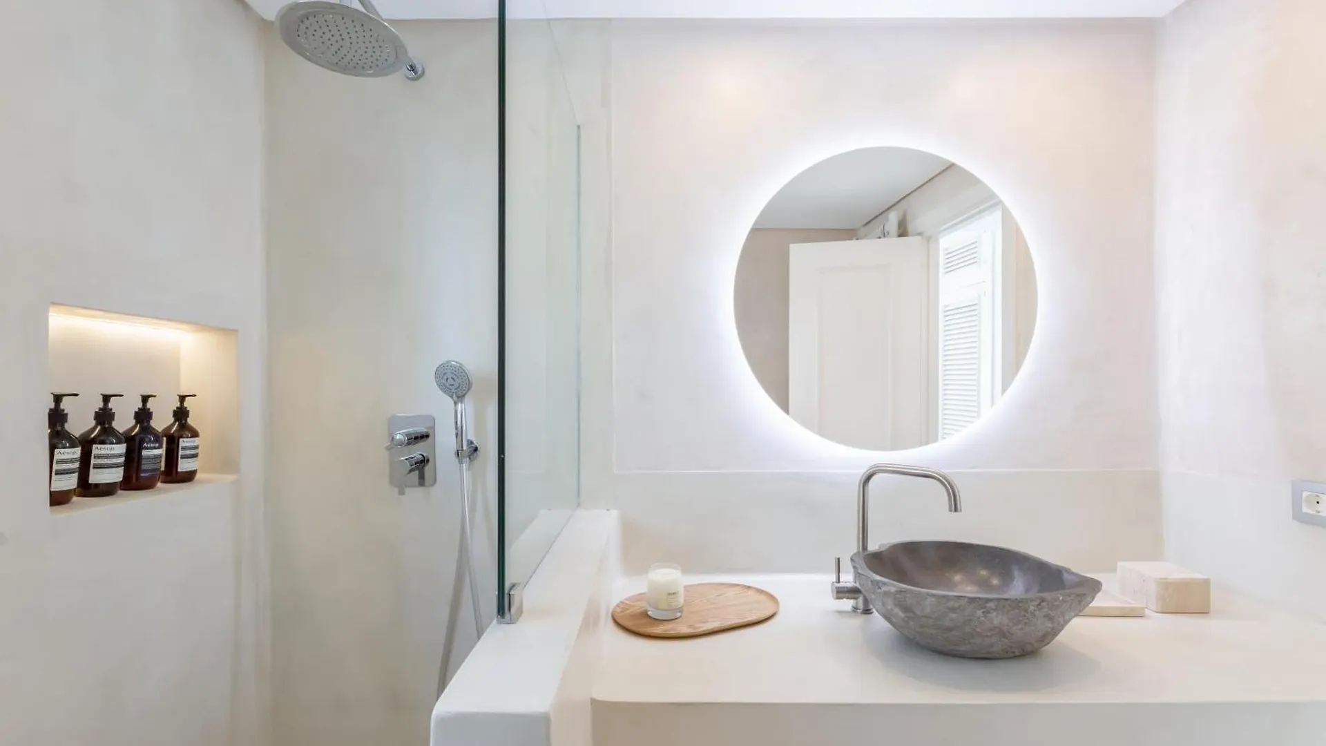 Apartment Sea Breeze House By Kura Homes Marbella